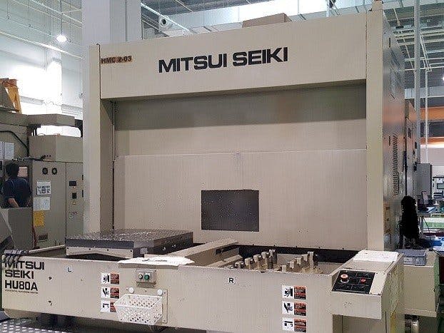 Čelní pohled  na Mitsui Seiki HU80A  stroj