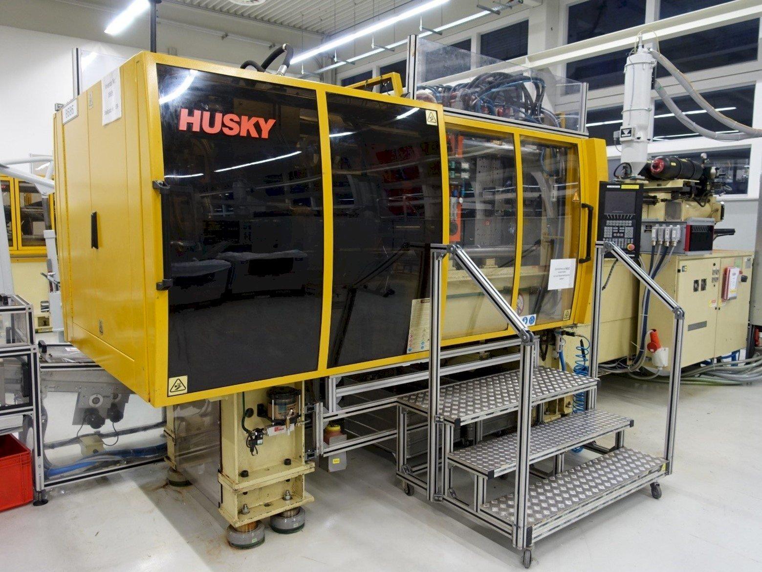 Čelní pohled  na Husky GL225 RS70/60  stroj