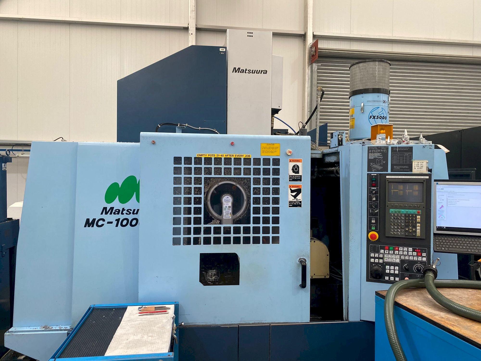 Čelní pohled  na Matsuura MC-1000 VGX  stroj